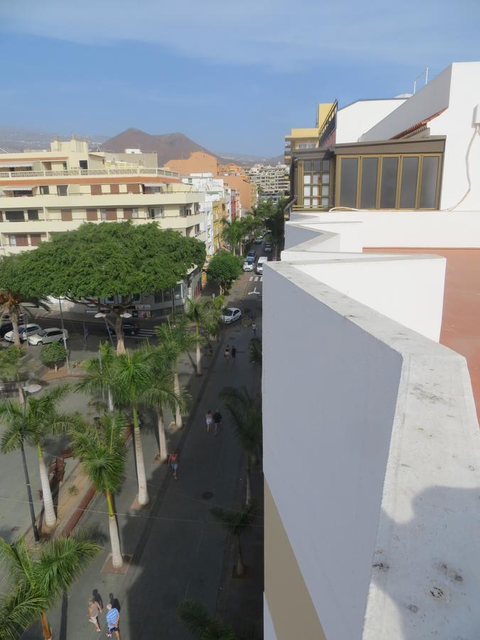 Edificio Gavota Apartment Лос Кристианос Екстериор снимка
