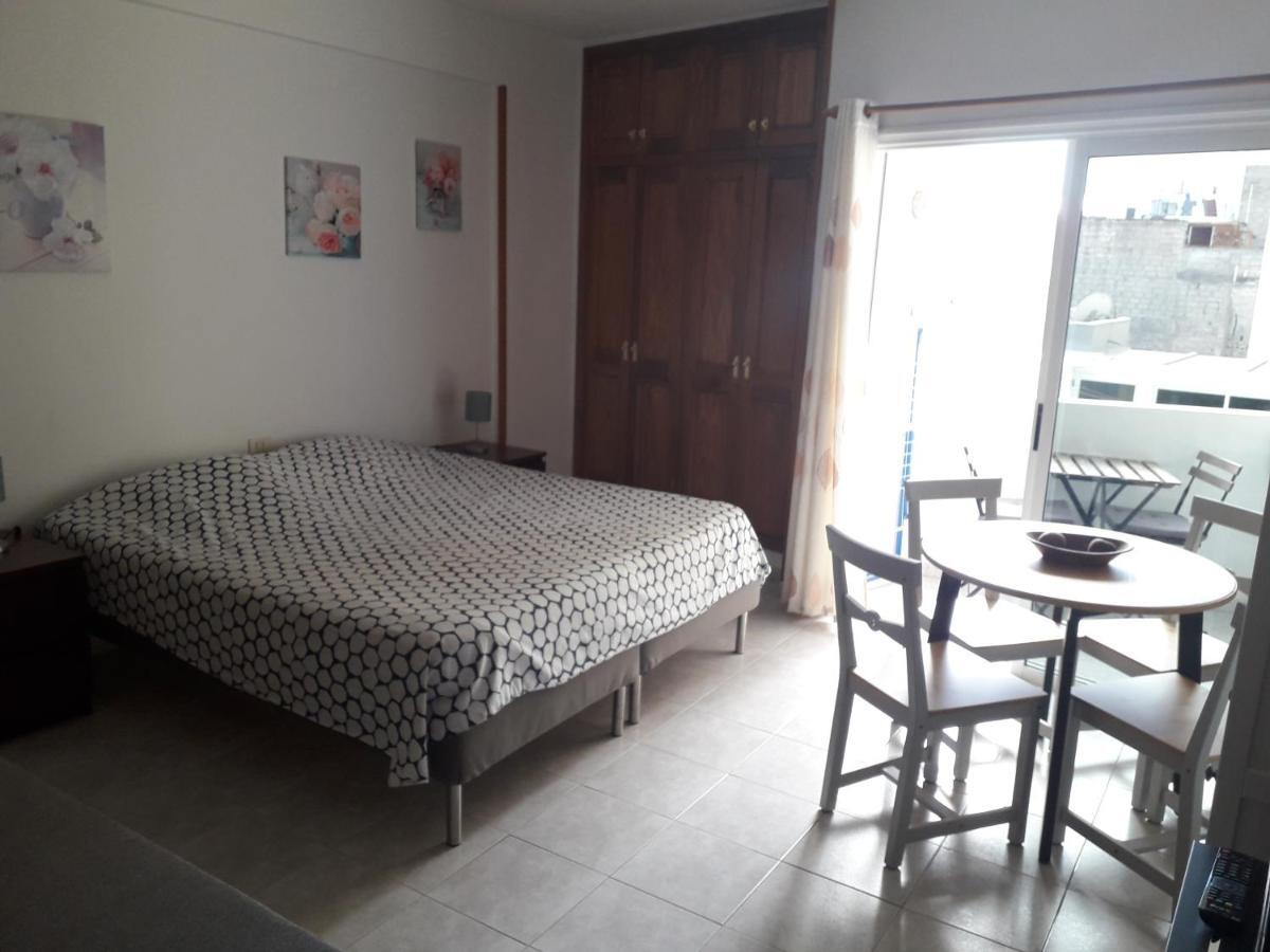 Edificio Gavota Apartment Лос Кристианос Екстериор снимка