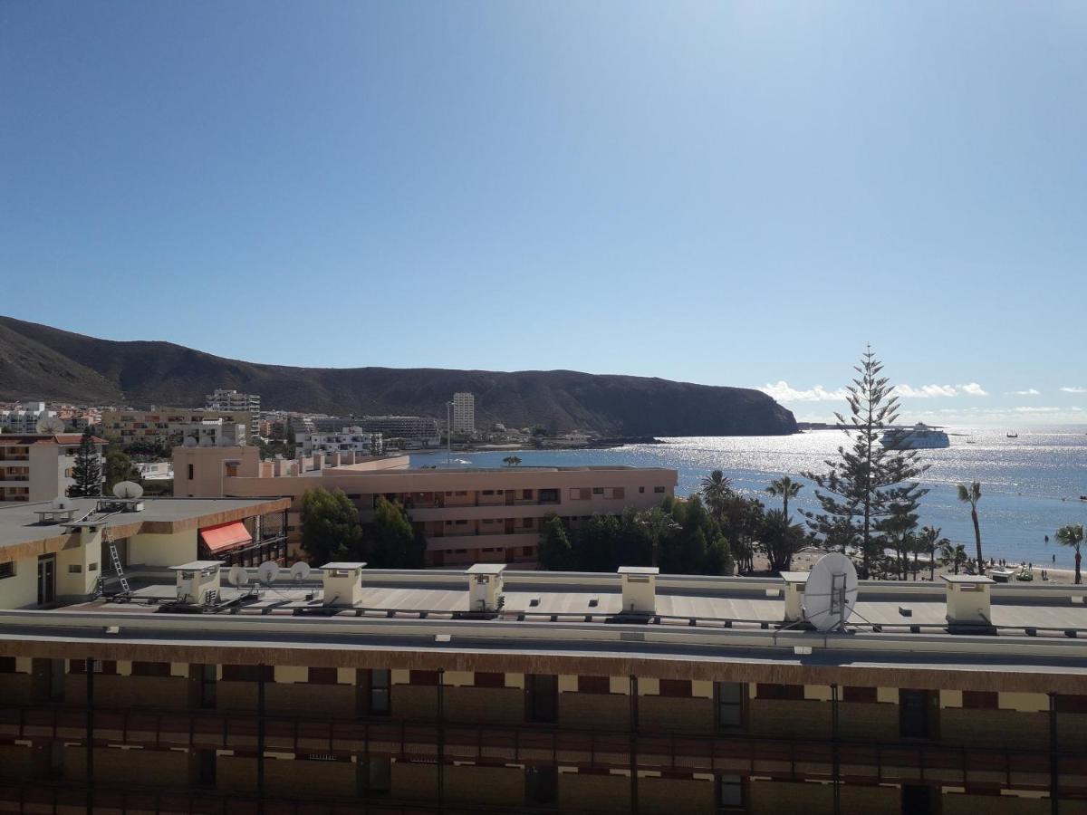 Edificio Gavota Apartment Лос Кристианос Екстериор снимка
